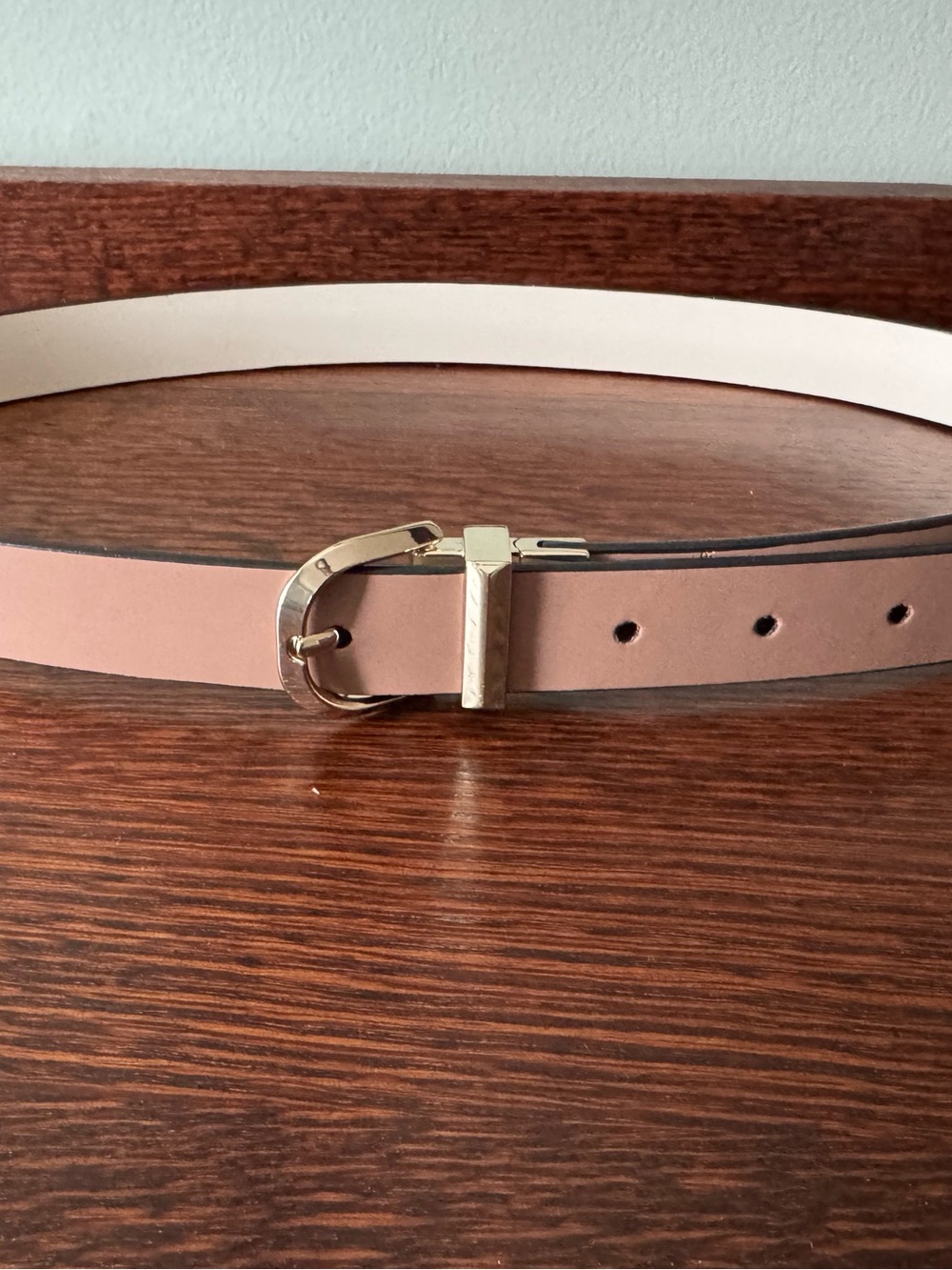 kate spade Reversible Tan and Cream Leather Belt with Gold Buckle